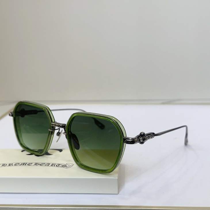 Picture of Chrome Hearts Sunglasses _SKUfw66708602fw